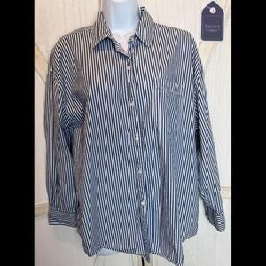 Old Navy Womens Shirt Size Medium Long Sleeve Button Down Blue Striped Collared